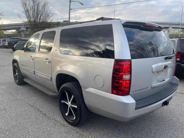 Изображение 3 2010 CHEVROLET SUBURBAN K1500 LT 2010 с VIN 1GNUKJE32AR225738