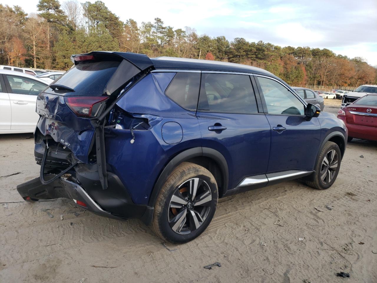 Изображение 3 2023 NISSAN ROGUE SL 2023 с VIN JN8BT3CB7PW479124