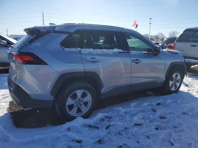 Obraz 3 z 2021 TOYOTA RAV4 XLE 2021 z VIN 2T3P1RFV3MC224420