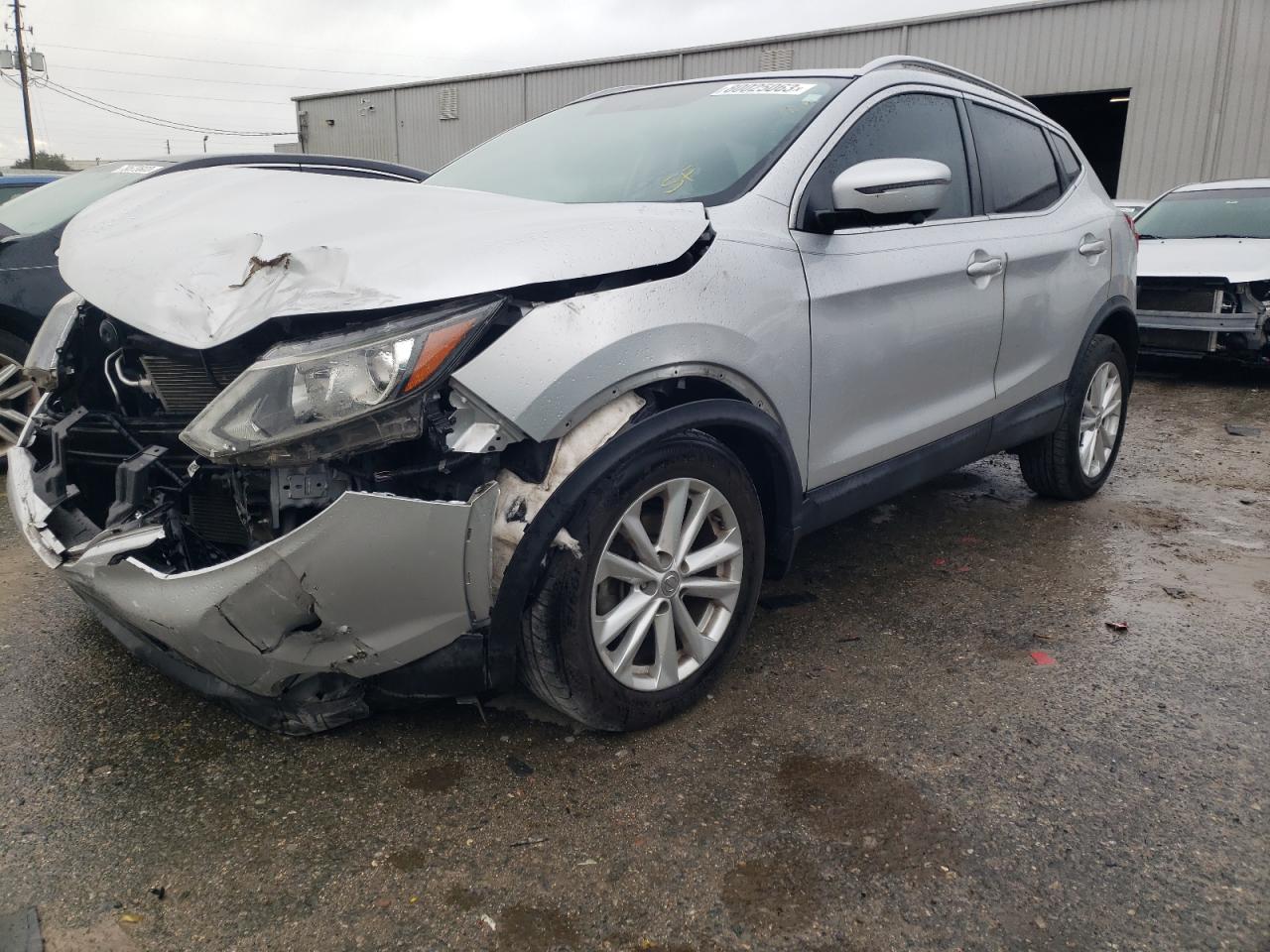 Obraz 1 z 2017 NISSAN ROGUE SPORT S 2017 z VIN JN1BJ1CP8HW018133