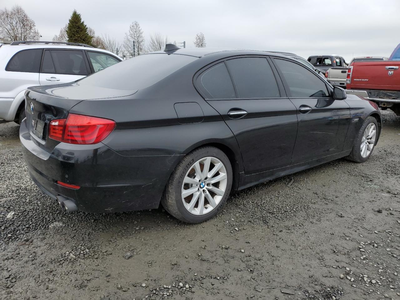 Изображение 3 2011 BMW 528 I 2011 с VIN WBAFR1C54BC672929