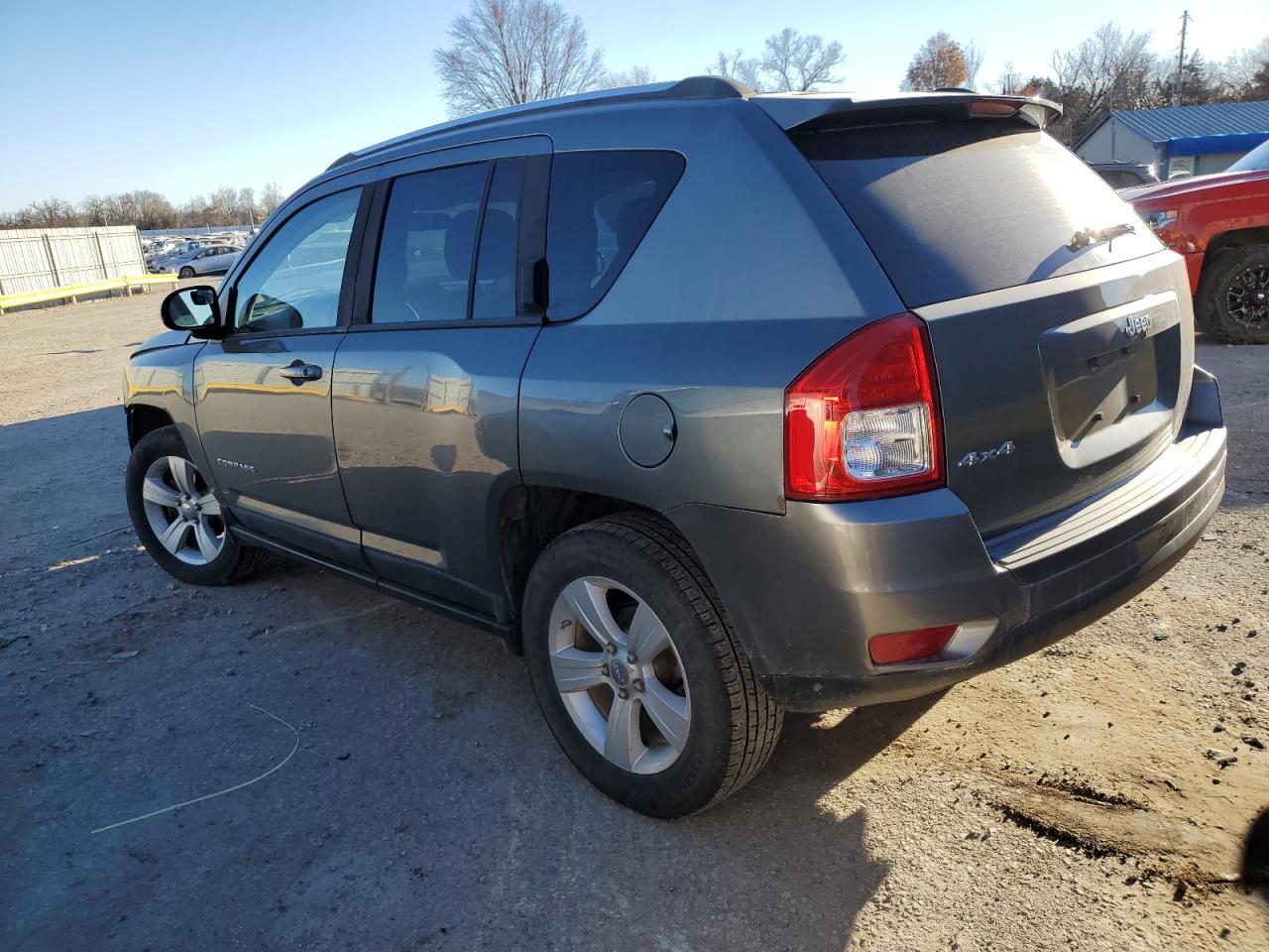 Изображение 2 2011 JEEP COMPASS SPORT 2011 с VIN 1J4NF1FB0BD277420