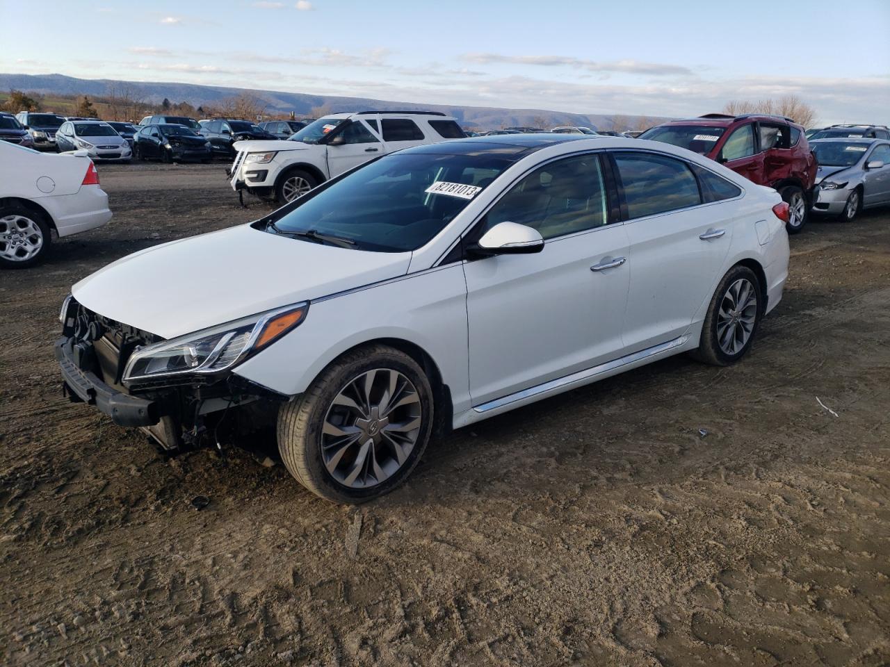 Obraz 1 z 2017 HYUNDAI SONATA SPORT 2017 z VIN 5NPE34AB0HH458303