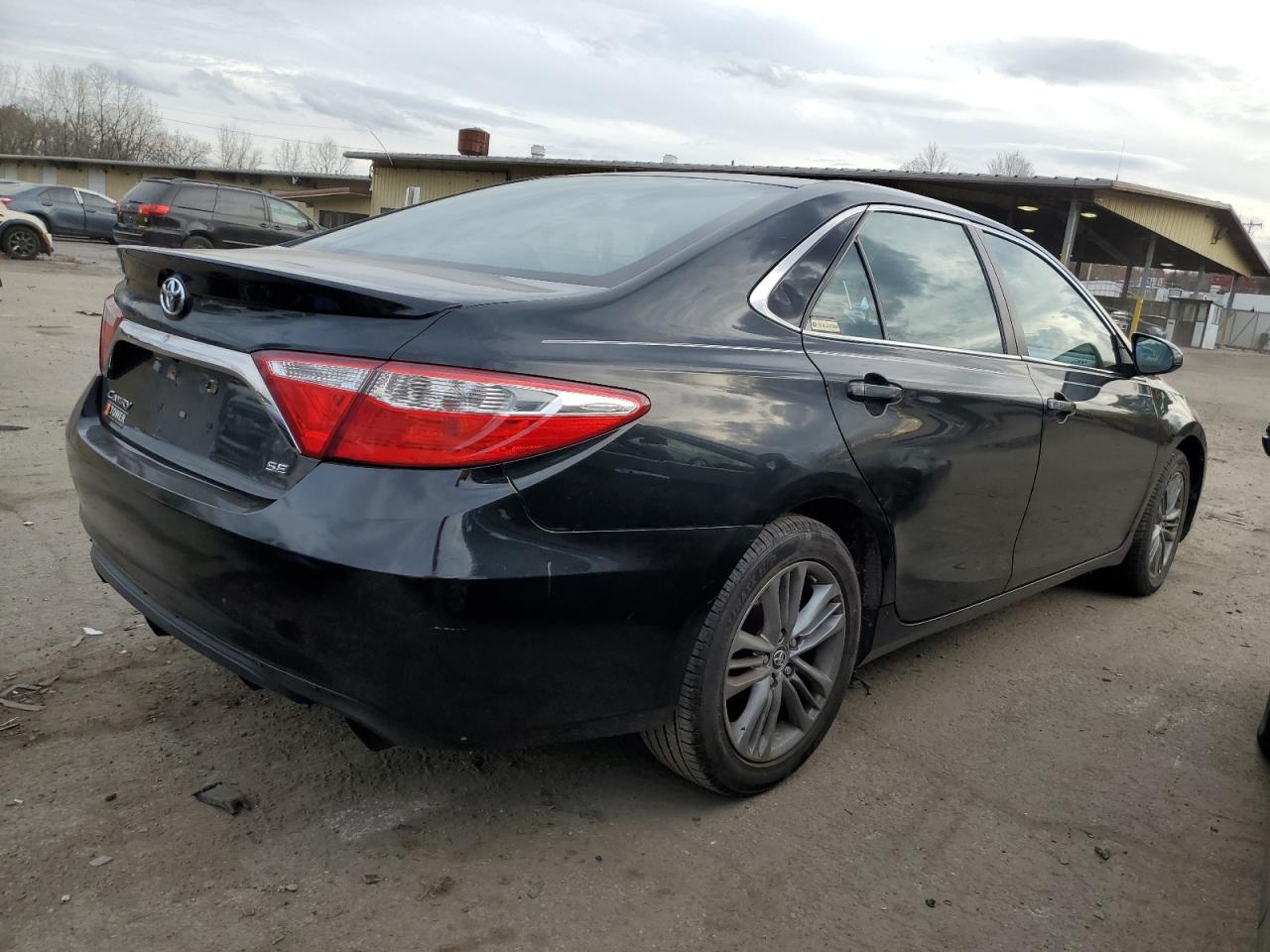 Image 3 of 2016 TOYOTA CAMRY LE 2016 with VIN 4T1BF1FK6GU266935