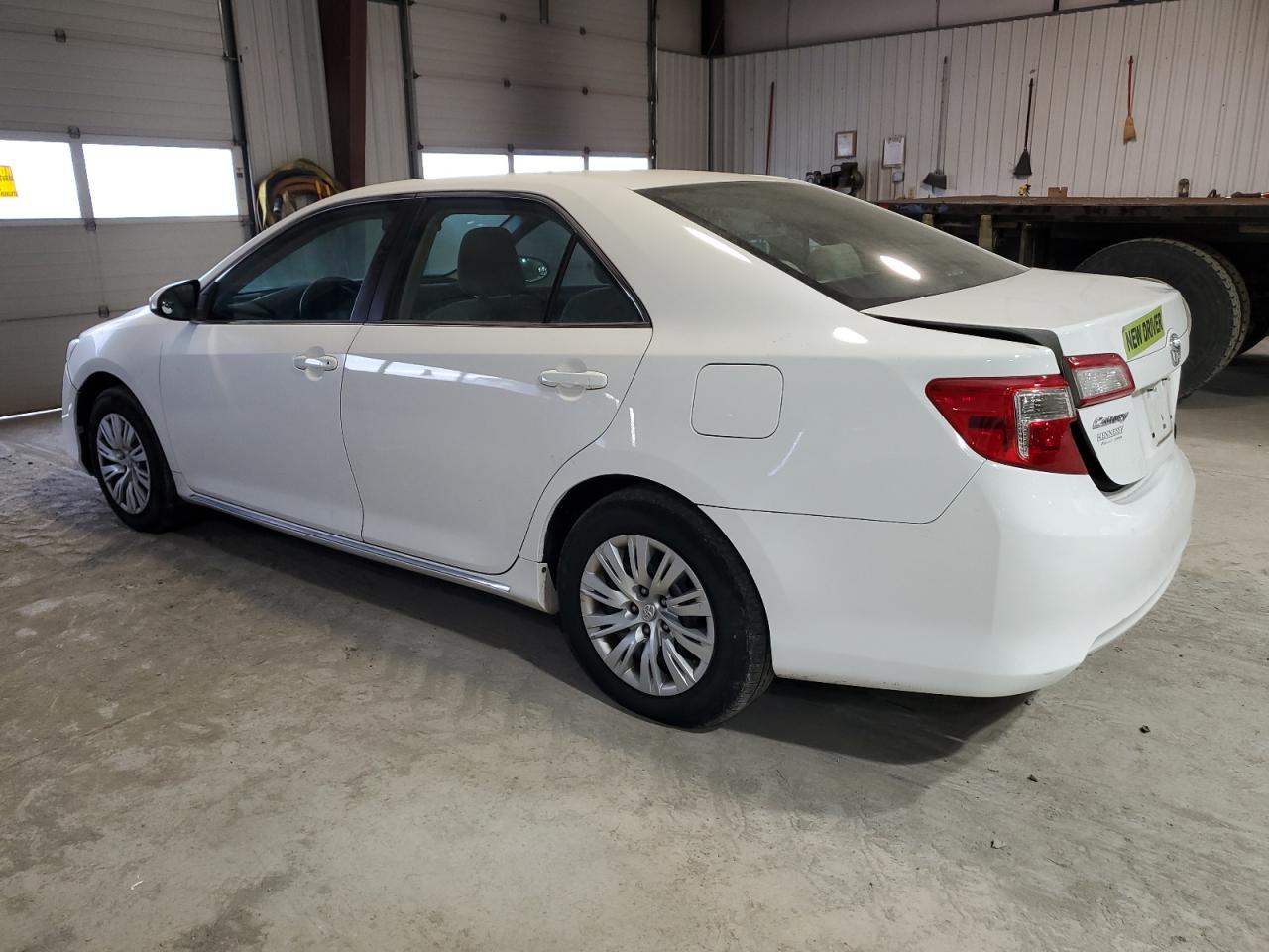 Image 2 of 2013 TOYOTA CAMRY L 2013 with VIN 4T4BF1FK2DR281451