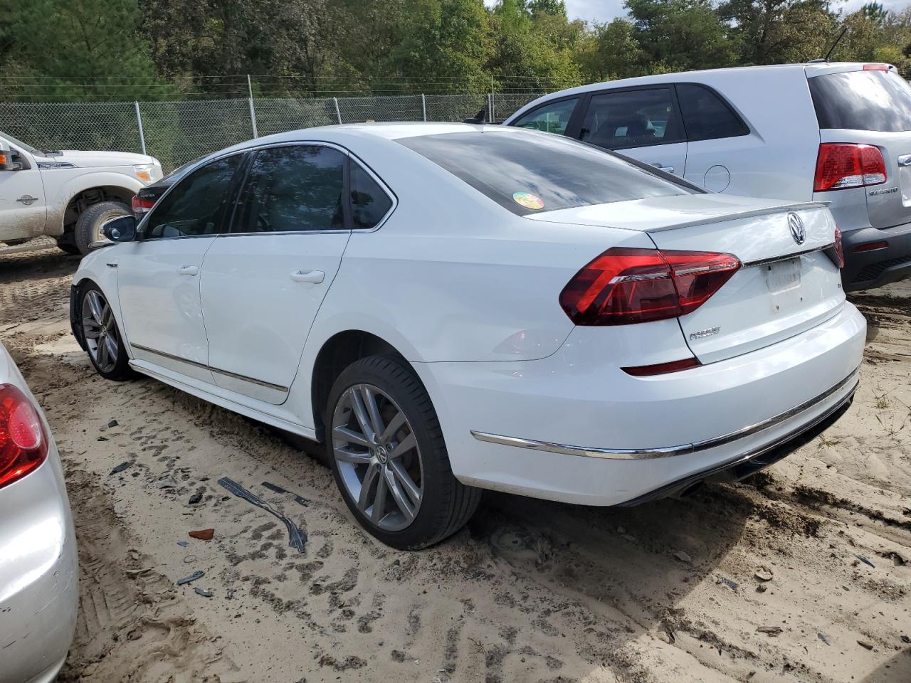 Image 2 of 2017 VOLKSWAGEN PASSAT R-LINE 2017 with VIN 1VWDT7A35HC026983
