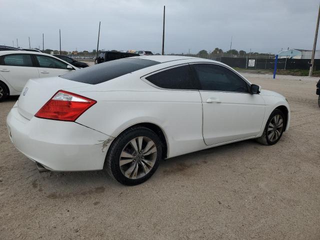Obraz 3 z 2010 HONDA ACCORD LX 2010 z VIN 1HGCS1B35AA006975