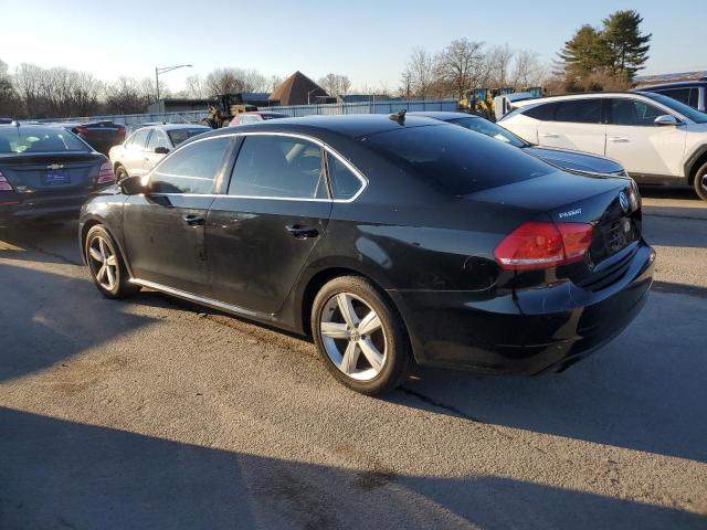 Obraz 2 z 2015 VOLKSWAGEN PASSAT S 2015 z VIN 1VWAT7A35FC084446