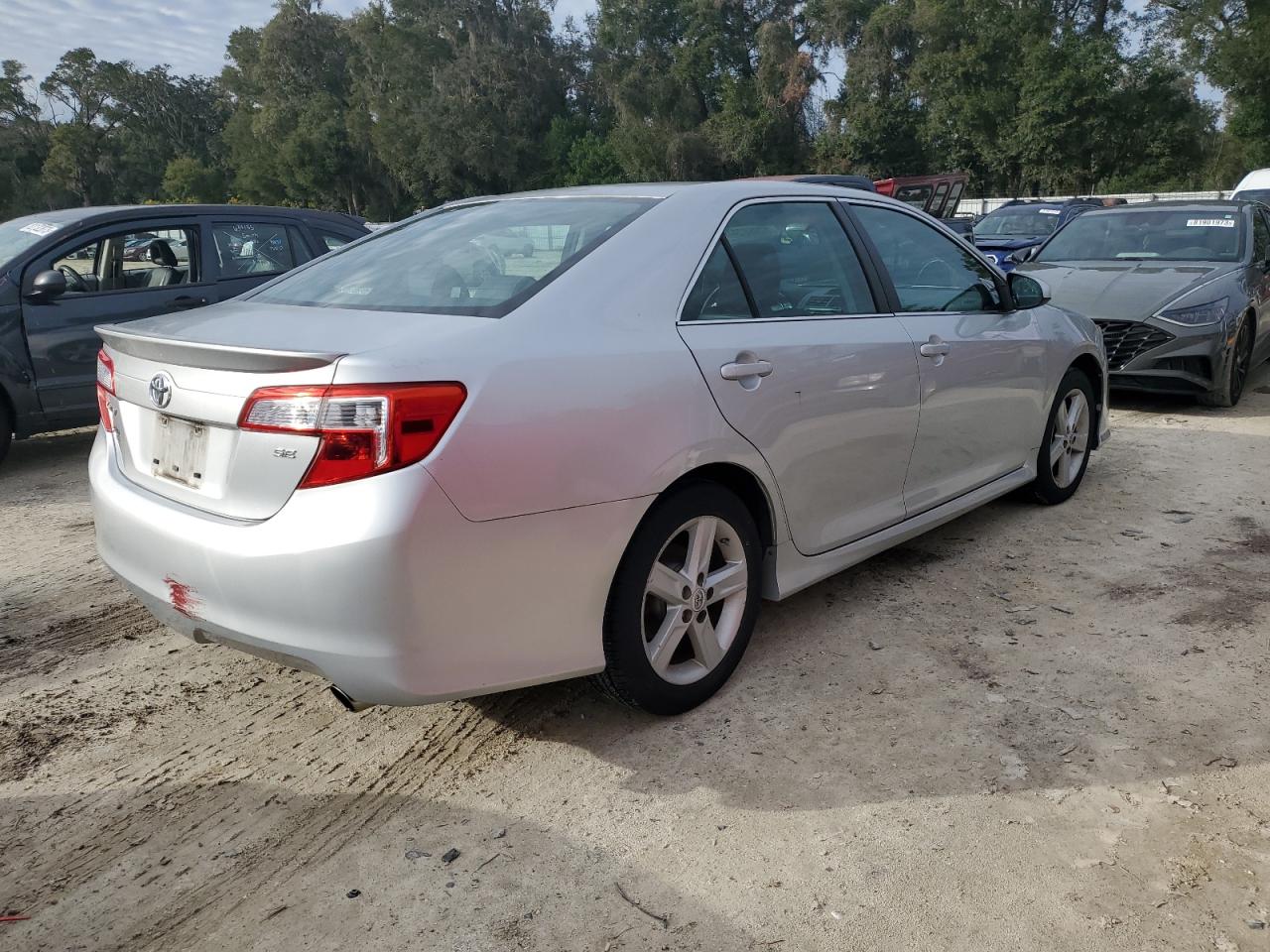 Obraz 3 z 2012 TOYOTA CAMRY BASE 2012 z VIN 4T1BF1FK2CU131087