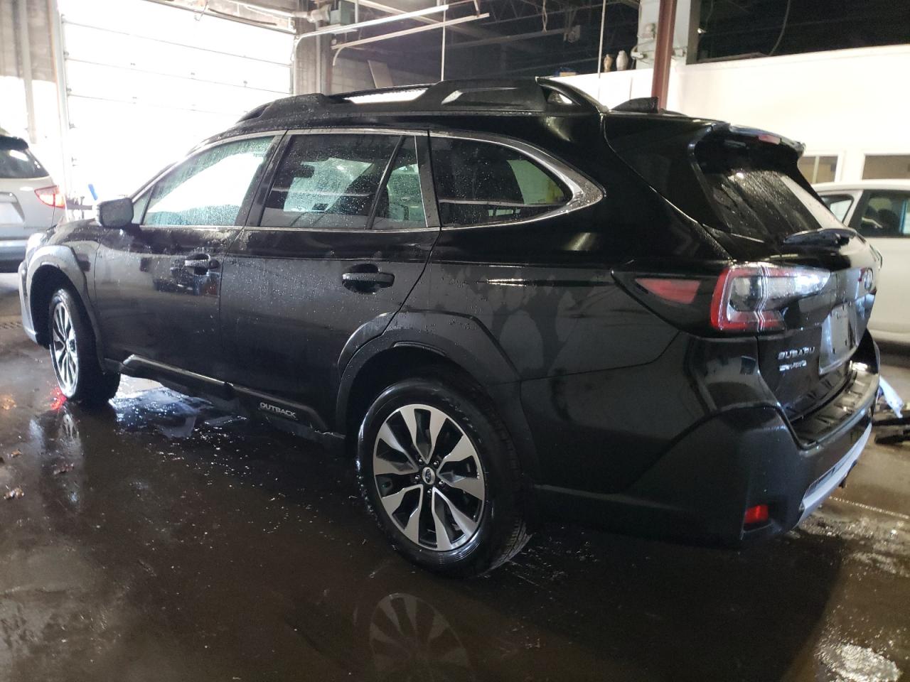 Image 2 of 2023 SUBARU OUTBACK LIMITED 2023 with VIN 4S4BTANC7P3171812