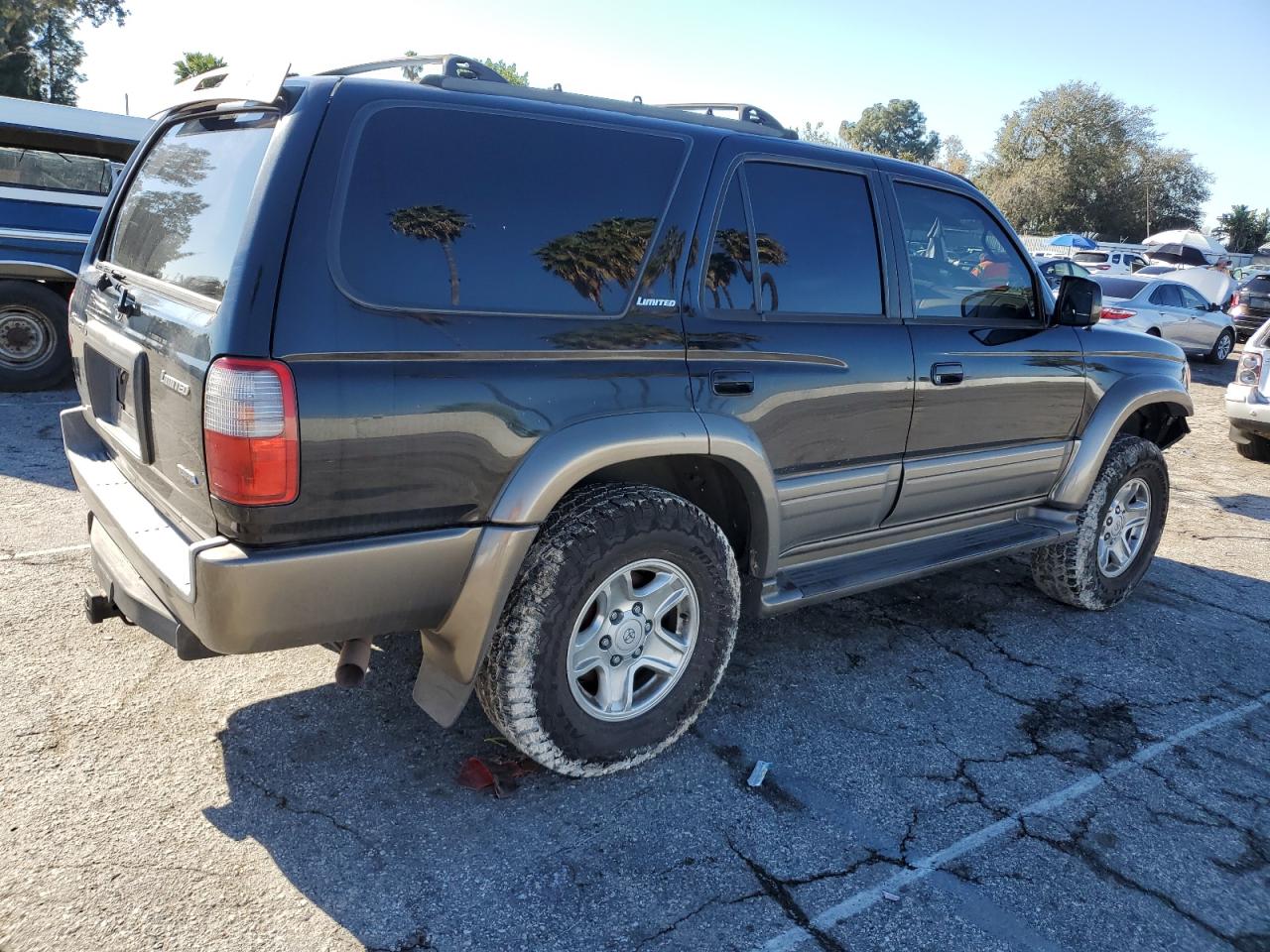 Image 3 of 1999 TOYOTA 4RUNNER LIMITED 1999 with VIN JT3GN87R1X0119337