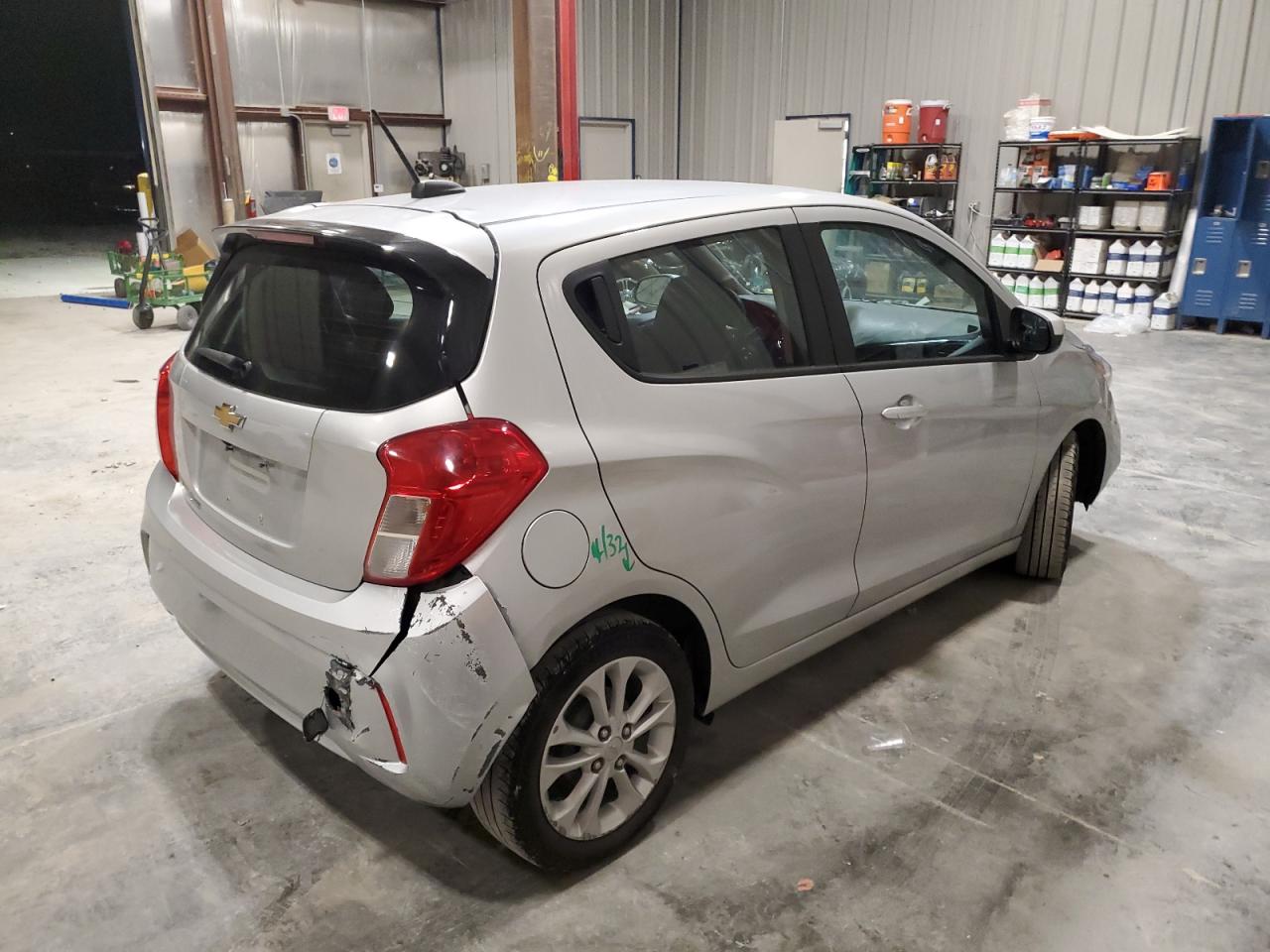 Image 3 of 2021 CHEVROLET SPARK 1LT 2021 with VIN KL8CD6SA8MC744579