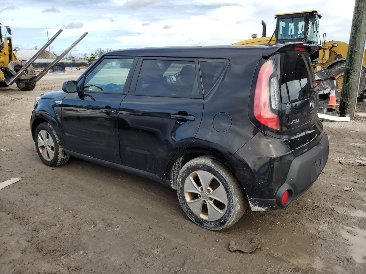 Obraz 2 z 2016 KIA SOUL  2016 z VIN KNDJN2A20G7354653