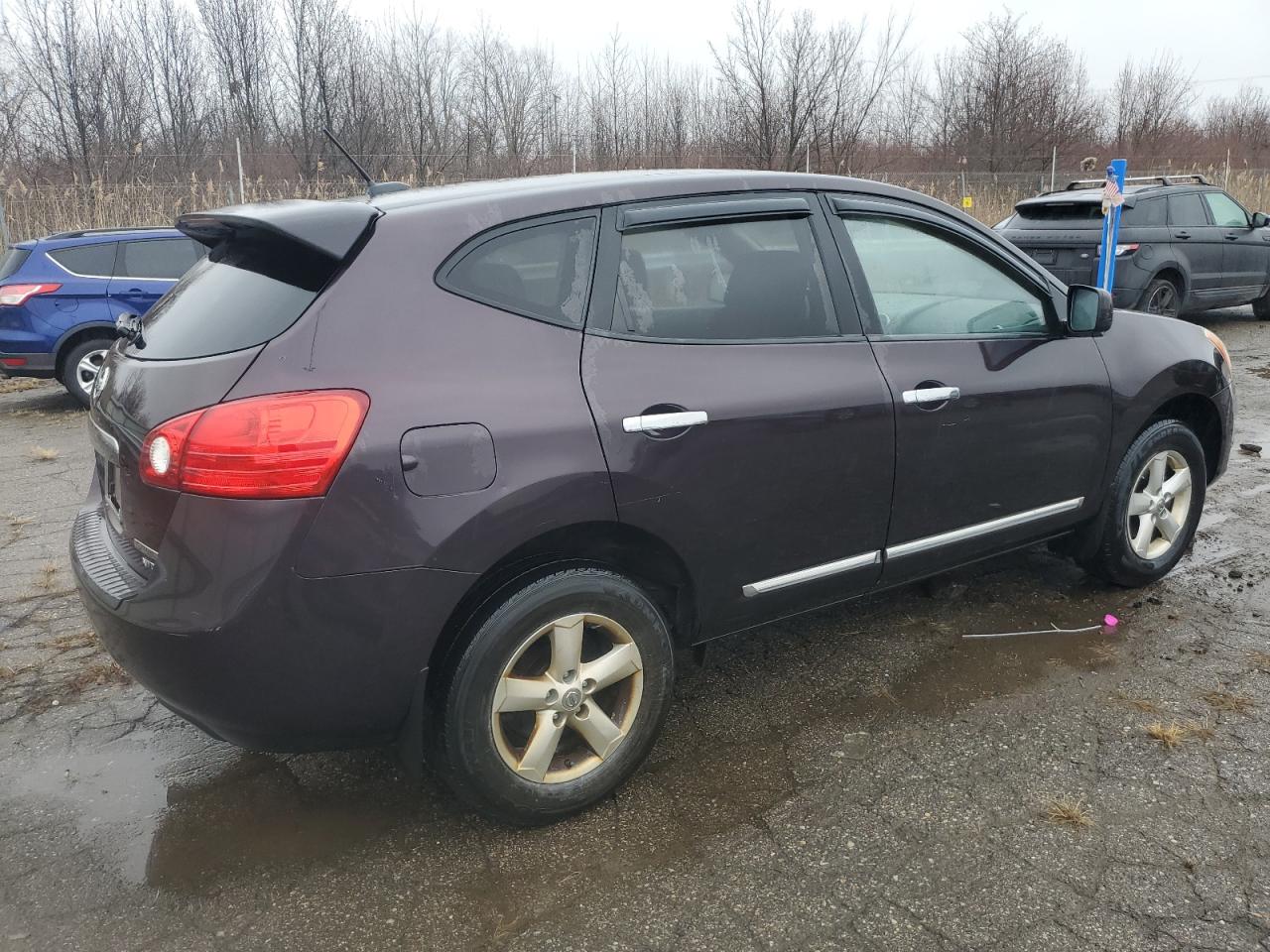 Image 3 of 2013 NISSAN ROGUE S 2013 with VIN JN8AS5MV5DW126394