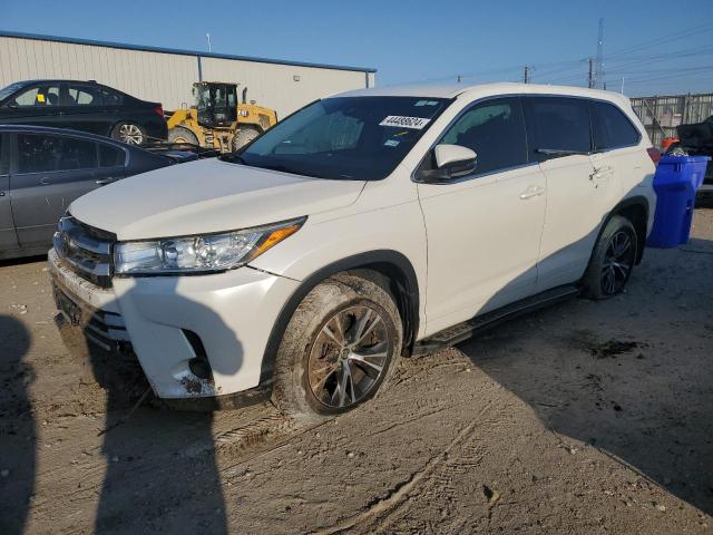 Изображение 1 2018 TOYOTA HIGHLANDER LE 2018 с VIN 5TDZZRFH9JS259924