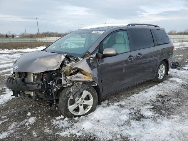 Изображение 2015 TOYOTA SIENNA LE 2015
