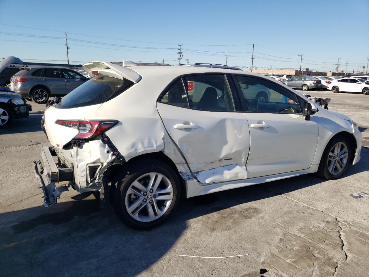 Image 3 of 2019 TOYOTA COROLLA SE 2019 with VIN JTNK4RBE9K3051598