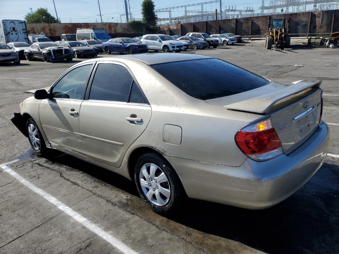 Изображение 2 2005 TOYOTA CAMRY LE 2005 с VIN 4T1BE32K25U567459
