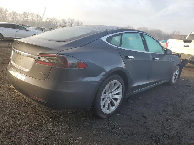 Obraz 3 z 2017 Tesla MODEL S 2017 z VIN 5YJSA1E21HF192550