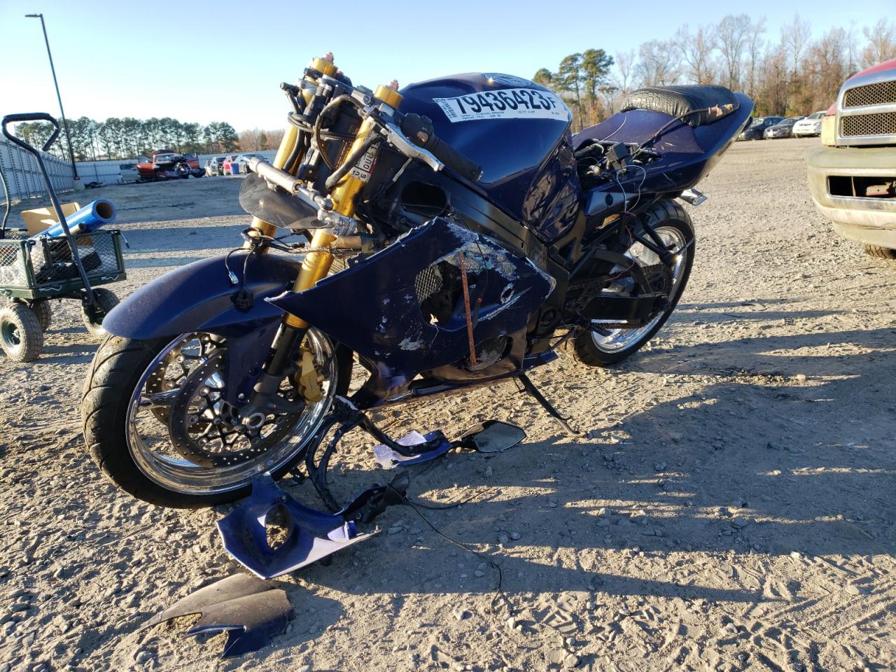 Изображение 2 2004 SUZUKI GSX-R1000  2004 с VIN JS1GT75A742105249