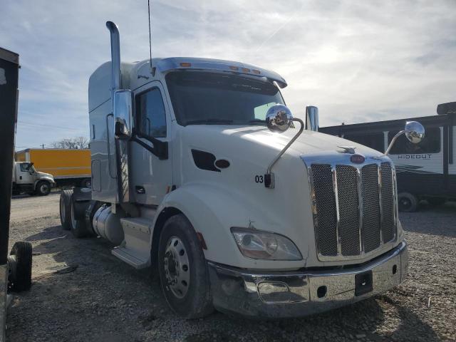 2015 PETERBILT 579  2015 image