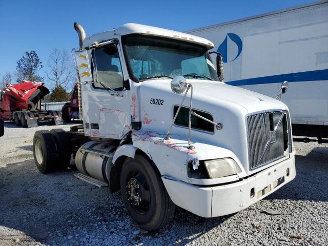 Image 1 of 2001 VOLVO VN VNM 2001 with VIN 4V4M19RF01N326058