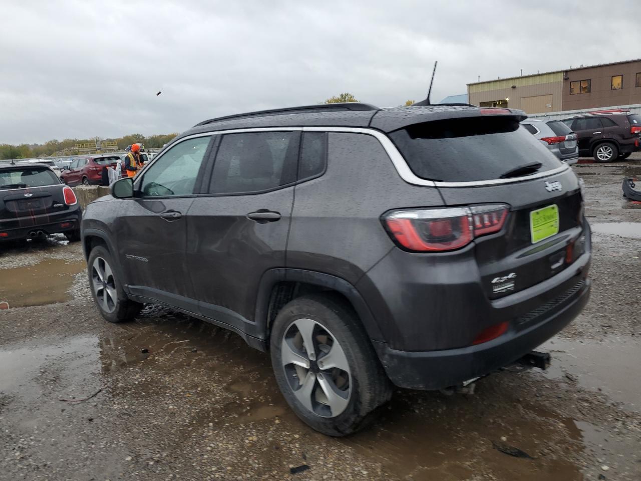 Image 2 of 2020 JEEP COMPASS LATITUDE 2020 with VIN 3C4NJDBB4LT229121