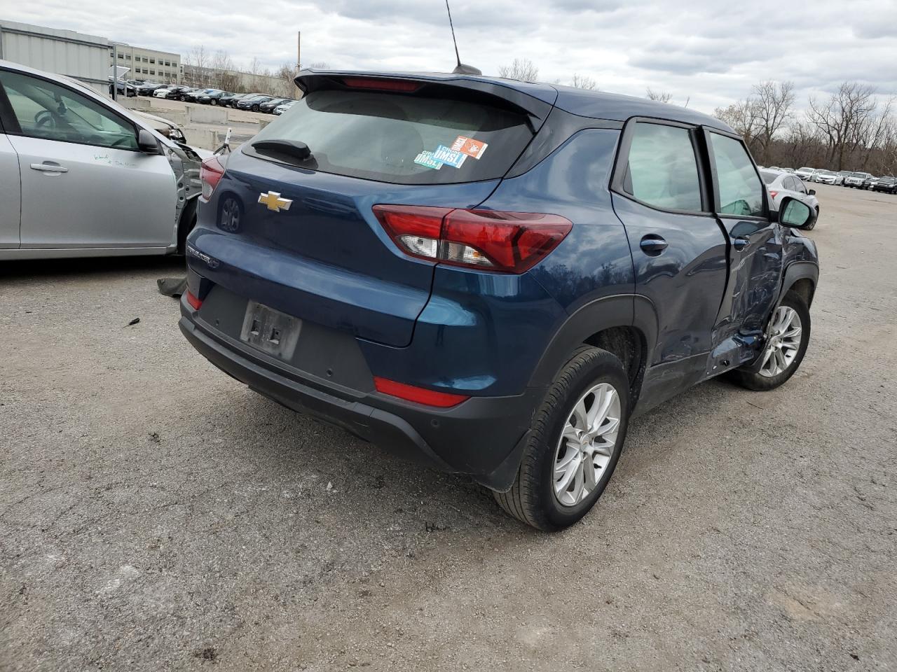 Изображение 3 2021 CHEVROLET TRAILBLAZER LS 2021 с VIN KL79MMS24MB144174
