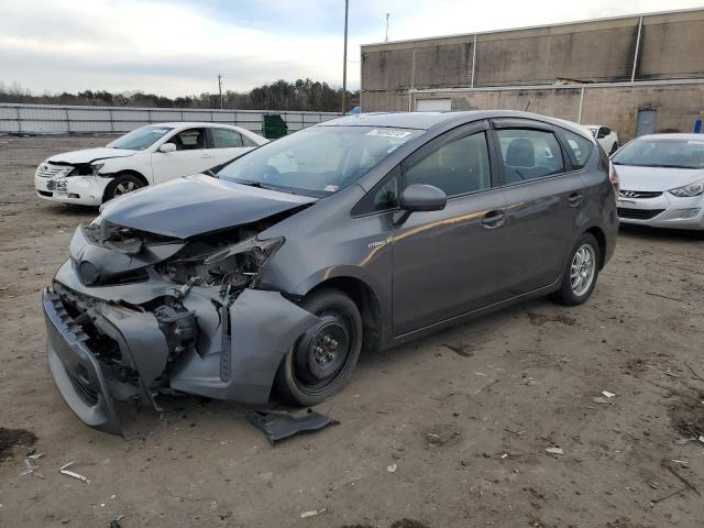 Image 1 of 2015 TOYOTA PRIUS V  2015 with VIN JTDZN3EU0FJ019656