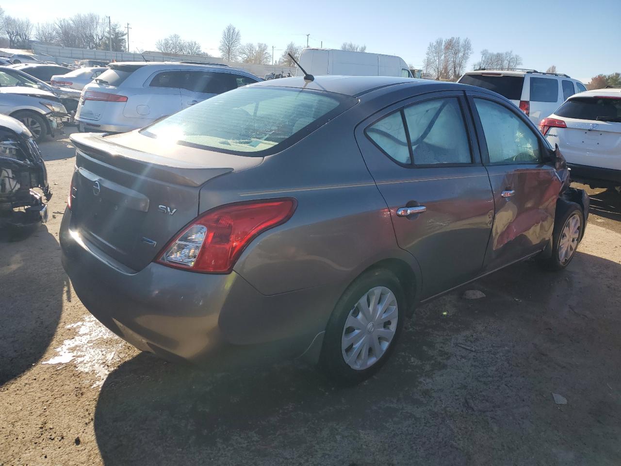 Image 3 of 2013 NISSAN VERSA S 2013 with VIN 3N1CN7APXDL876332