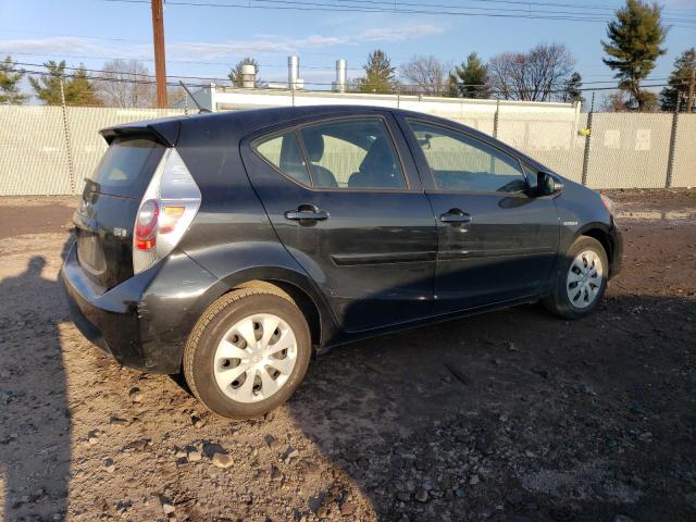 Image 3 of 2013 TOYOTA PRIUS C  2013 with VIN JTDKDTB34D1550887