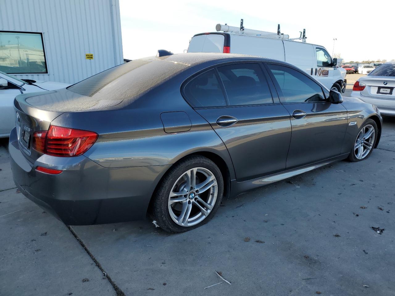 Изображение 3 2016 BMW 528 I 2016 с VIN WBA5A5C53GG352320