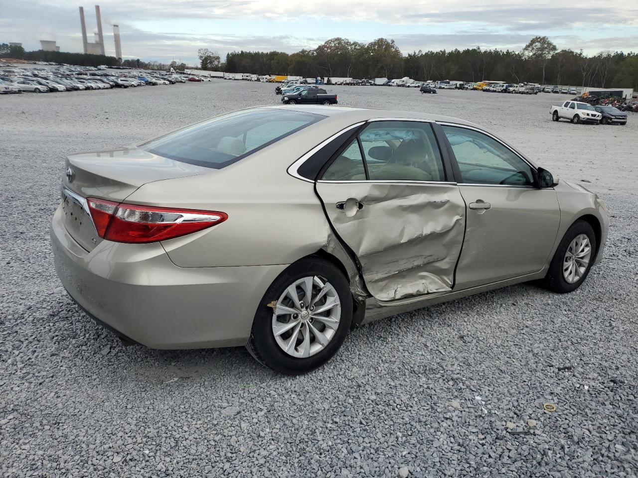 Изображение 3 2015 TOYOTA CAMRY LE 2015 с VIN 4T4BF1FK0FR471154