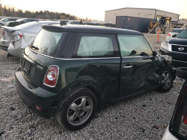 Image 3 of 2011 MINI COOPER  2011 with VIN WMWSU3C59BT181927