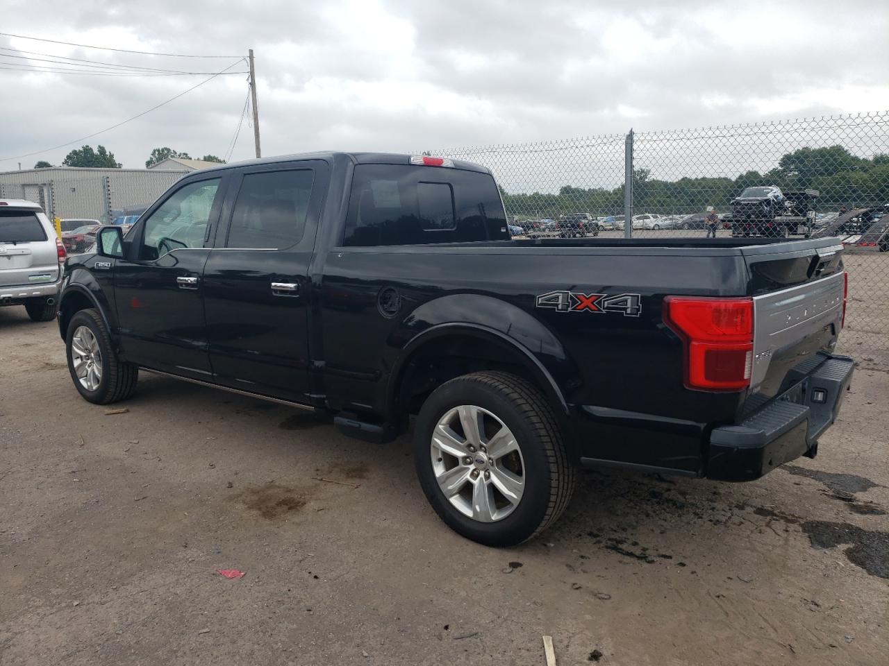 Image 2 of 2018 FORD F150 SUPERCREW 2018 with VIN 1FTFW1EG2JFD30760