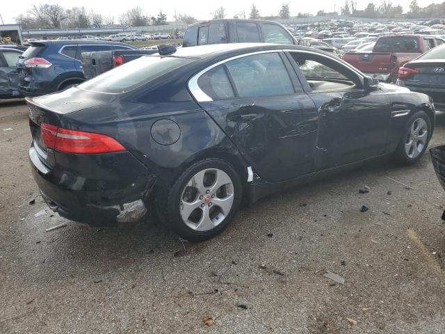 Obraz 3 z 2017 JAGUAR XE  2017 z VIN SAJAR4BG8HA978006