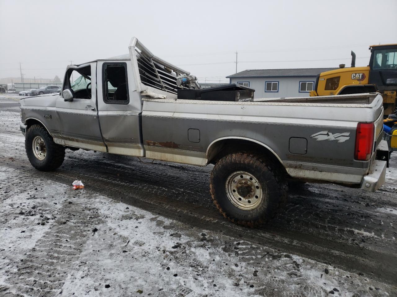 Obraz 2 z 1993 FORD F250  1993 z VIN 1FTHX26G4PKA34116