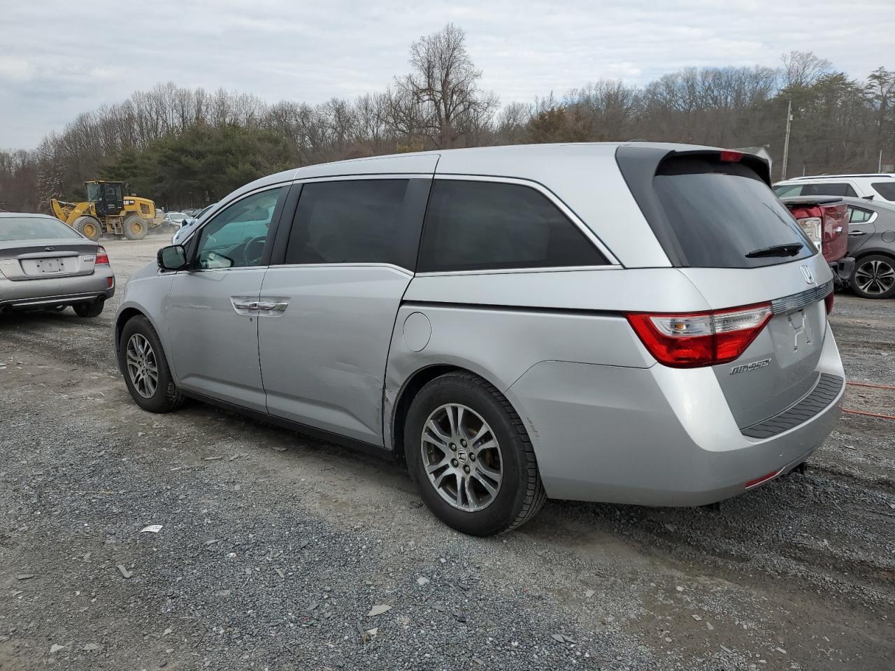 Image 2 of 2013 HONDA ODYSSEY EXL 2013 with VIN 5FNRL5H60DB083327