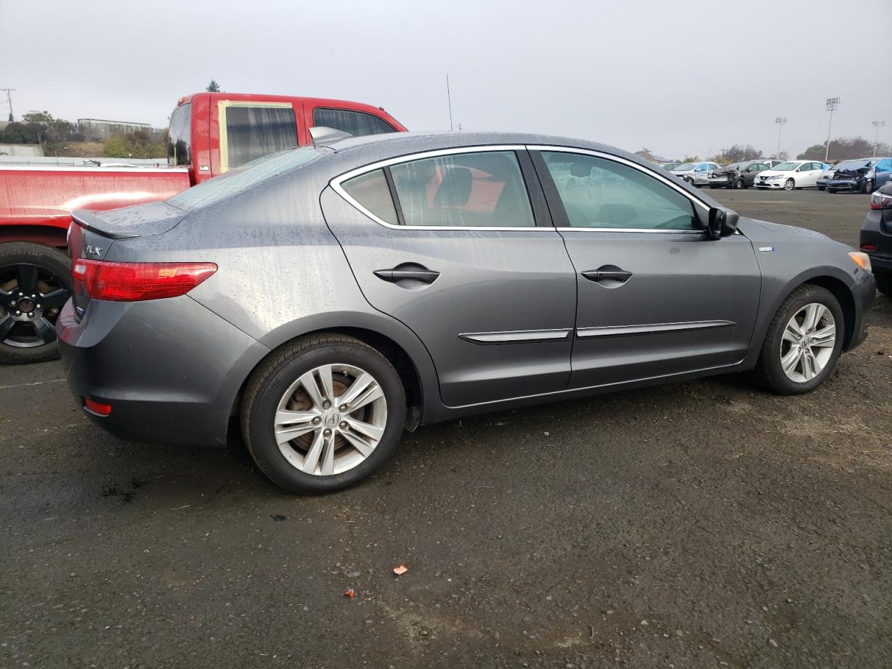 Image 3 of 2014 ACURA ILX HYBRID TECH 2014 with VIN 19VDE3F72EE300154