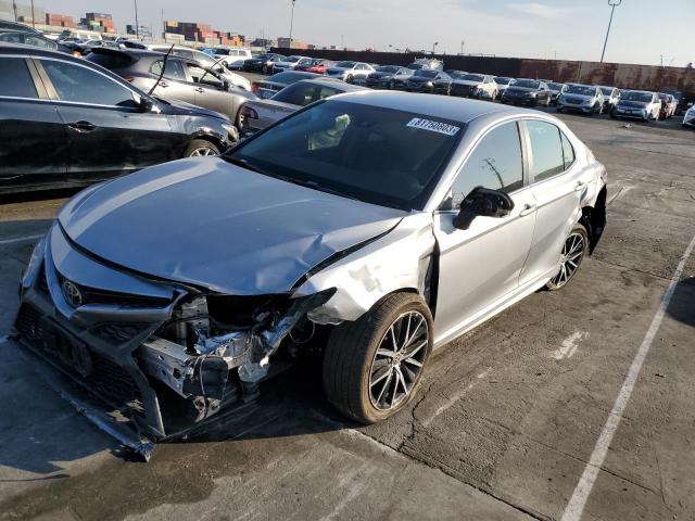 Image 1 of 2018 TOYOTA CAMRY L 2018 with VIN 4T1B11HK4JU605159
