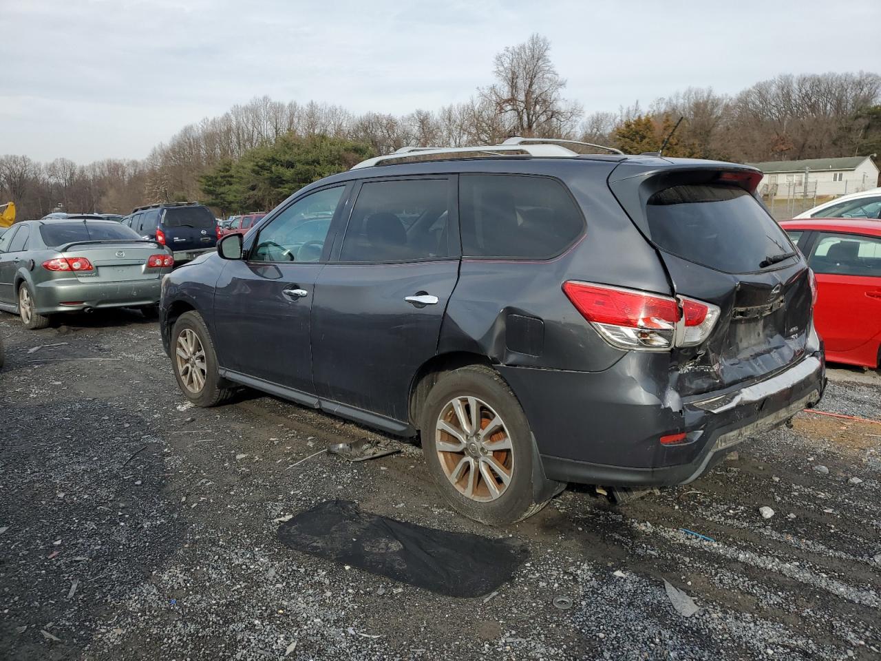 Image 2 of 2014 NISSAN PATHFINDER S 2014 with VIN 5N1AR2MM9EC711474
