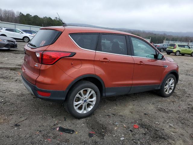 Image 3 of 2019 FORD ESCAPE SE 2019 with VIN 1FMCU9GD7KUC21312