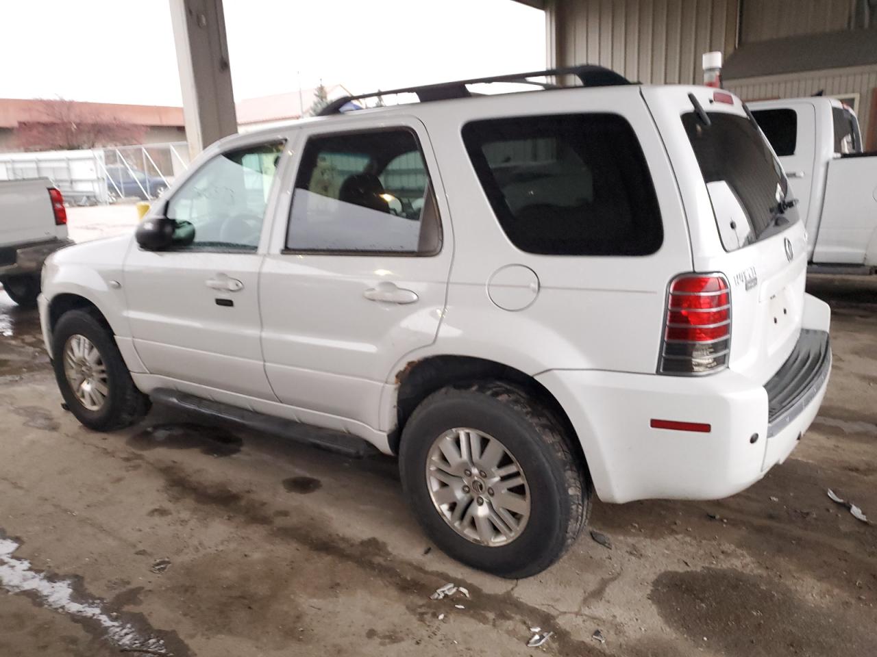 Image 2 of 2005 MERCURY MARINER  2005 with VIN 4M2YU57175DJ02487