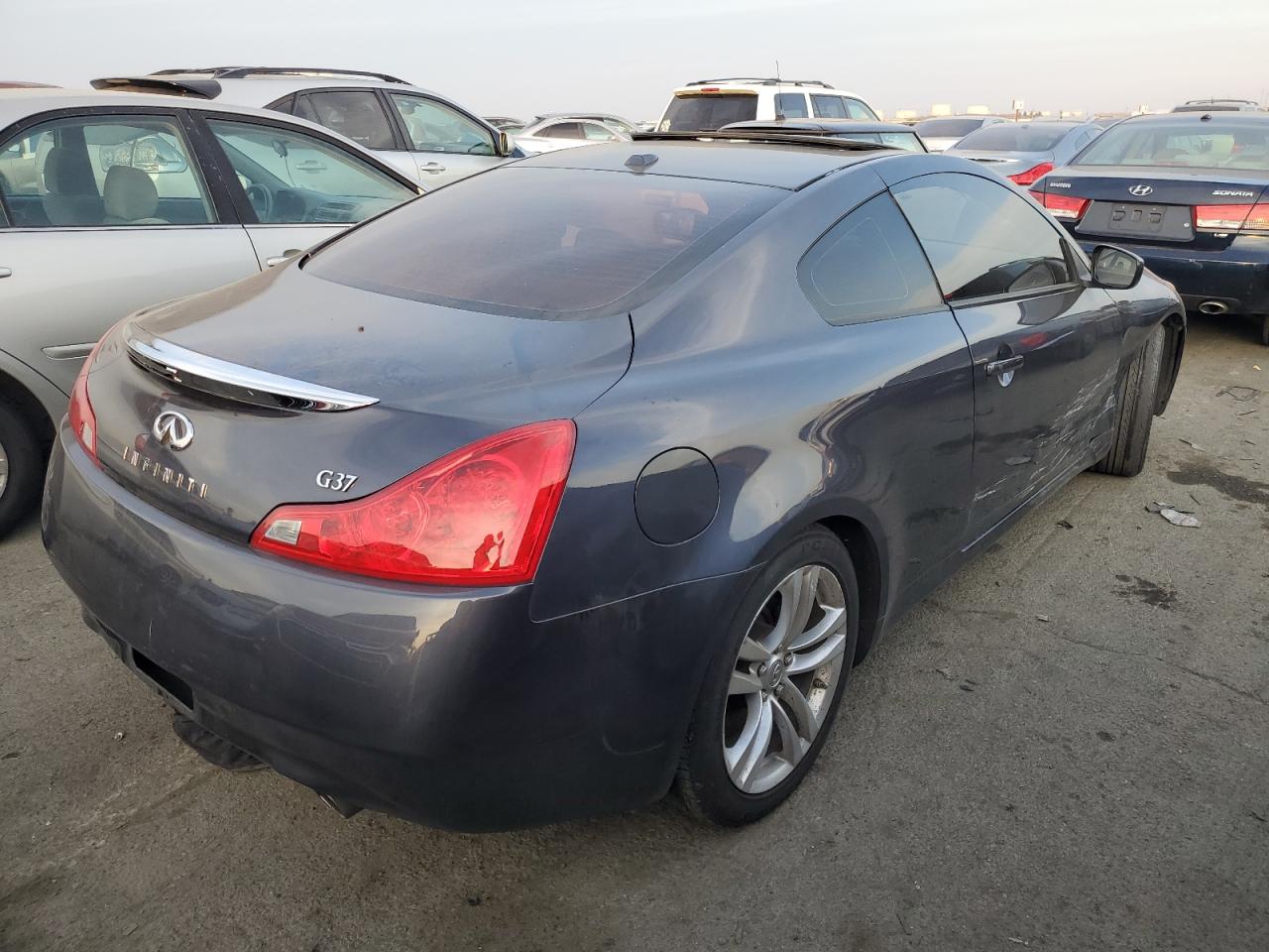 Image 3 of 2009 INFINITI G37 BASE 2009 with VIN JNKCV64E29M606525