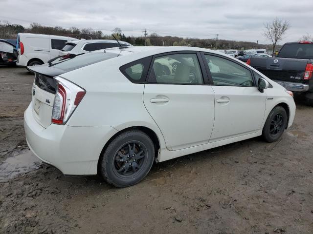 Image 3 of 2015 TOYOTA PRIUS  2015 with VIN JTDKN3DU5F1902462