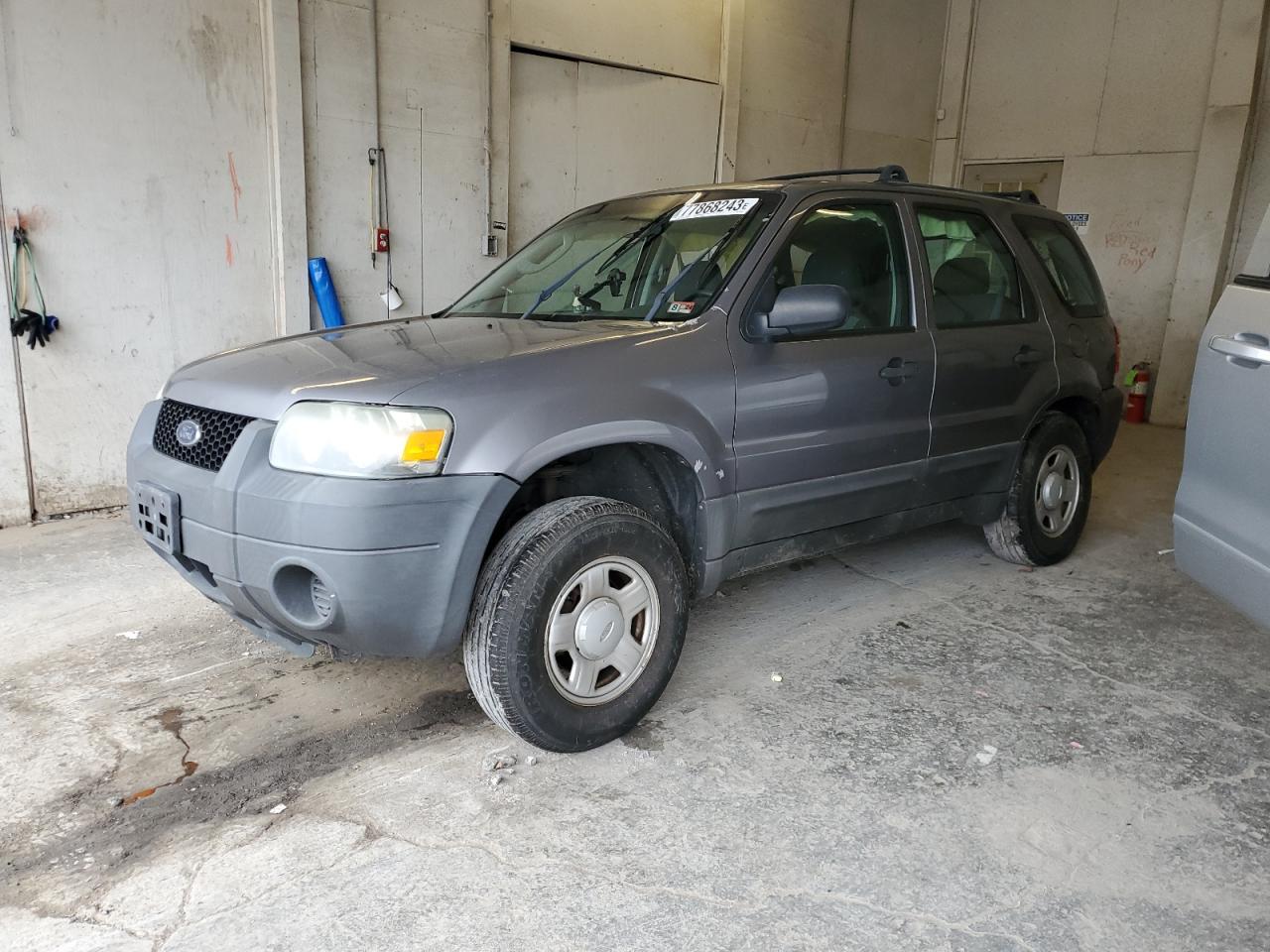 Image 1 of 2007 FORD ESCAPE XLS 2007 with VIN 1FMCU02ZX7KA43705