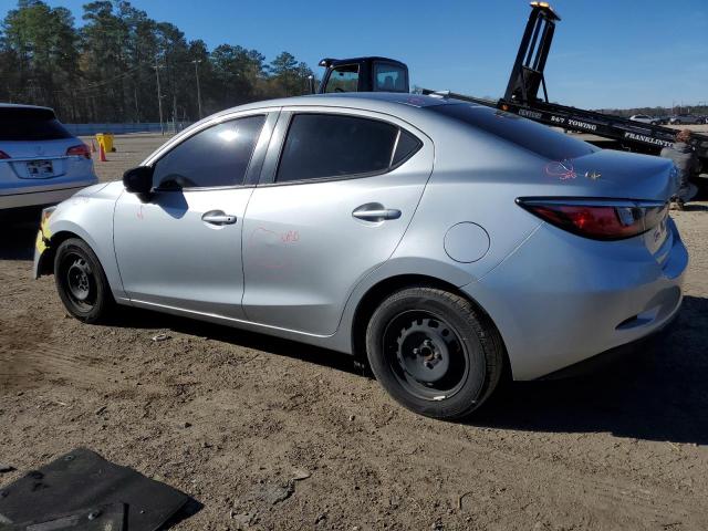 Image 2 of 2019 TOYOTA YARIS L 2019 with VIN 3MYDLBYV9KY519370