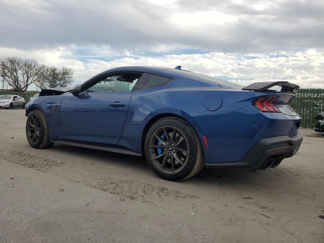 Изображение 2 2024 FORD MUSTANG DARK HORSE 2024 с VIN 1FA6P8R03R5502420