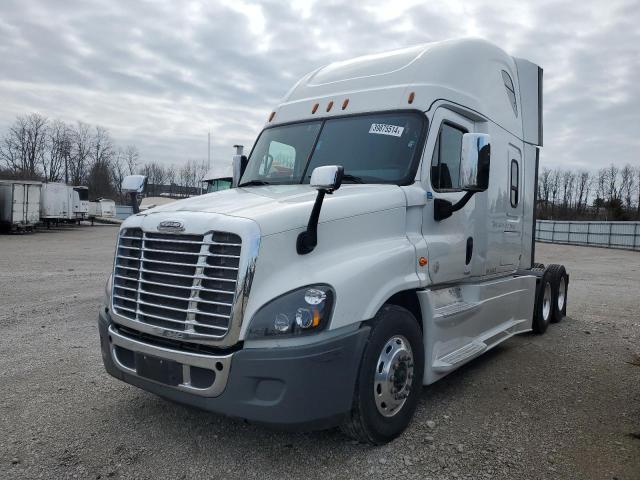 Image 2 of 2017 FREIGHTLINER CASCADIA 125  2017 with VIN 3AKJGLDR7HSJA2439