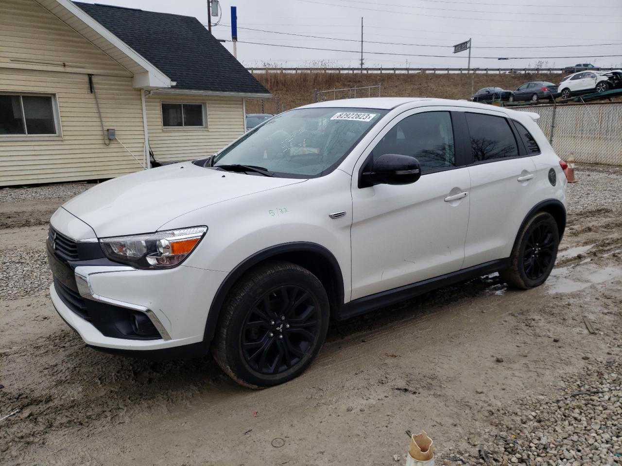 Изображение 2017 MITSUBISHI OUTLANDER SPORT ES 2017